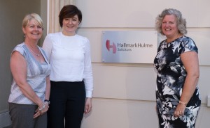 HallmarkHulme Robbyn Pole